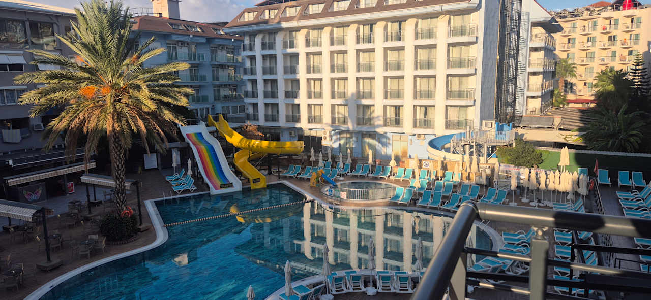 Pool Hotel Kahya
