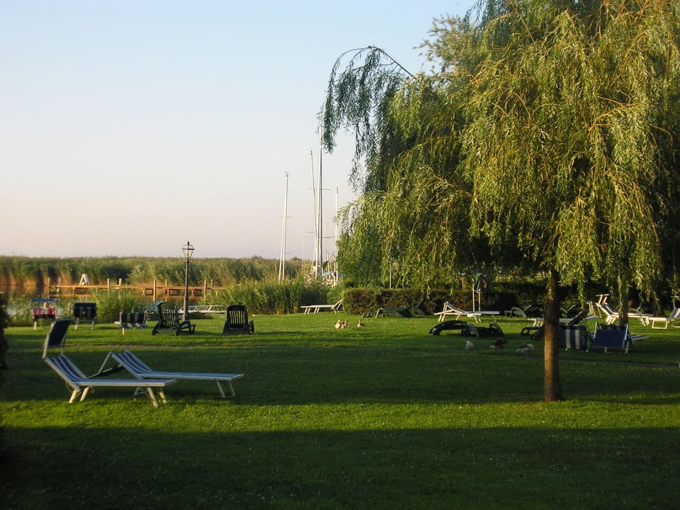 Liegewiese Seehotel Rust