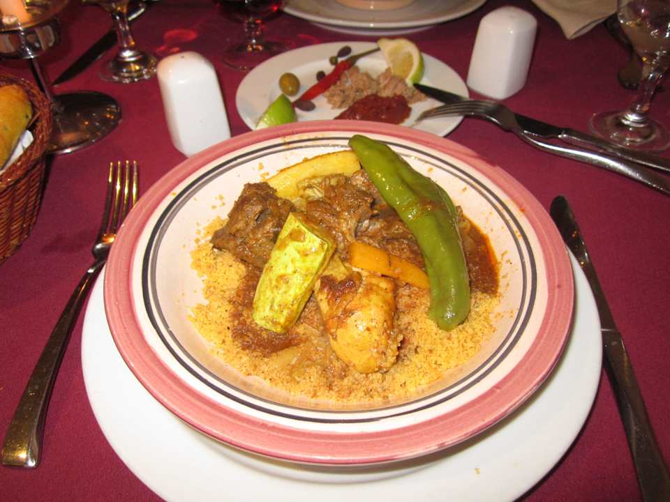 Cous Cous im tunesischen Restaurant  Hotel Rosa Beach