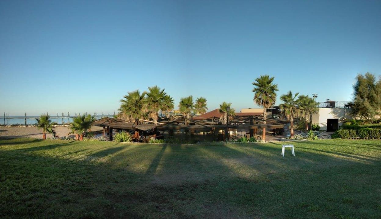 Beach-Bar TUI BLUE Palm Garden