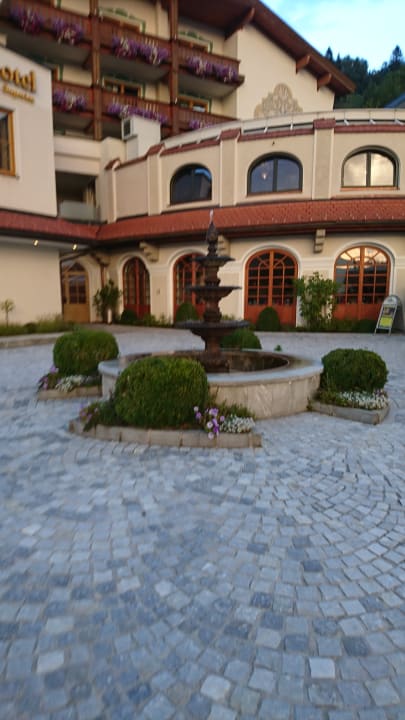 Außenansicht Alpina Alpendorf