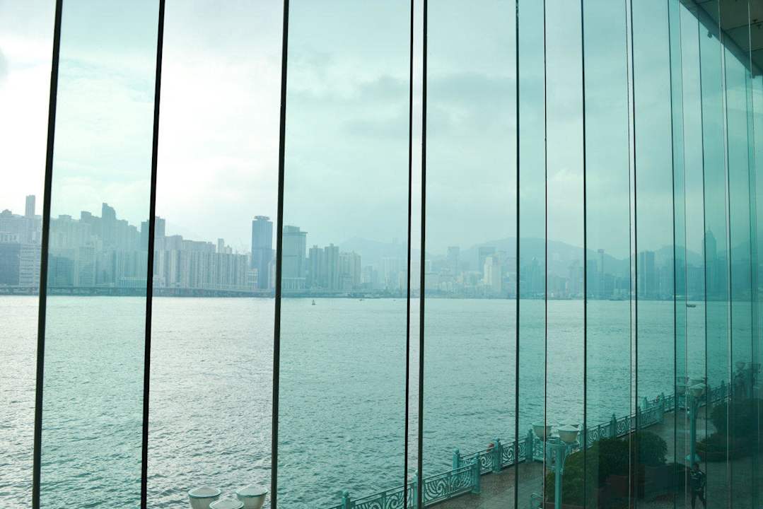 Ausblick von Lobby Harbour Grand Kowloon