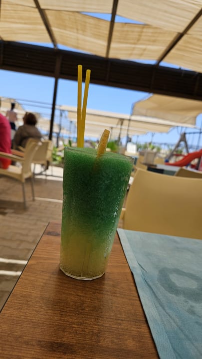 Strand Side Aquamarin Resort & Spa