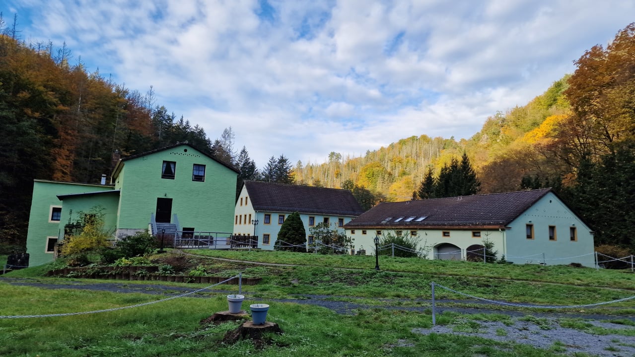 Außenansicht Pension Mittelndorfer Mühle