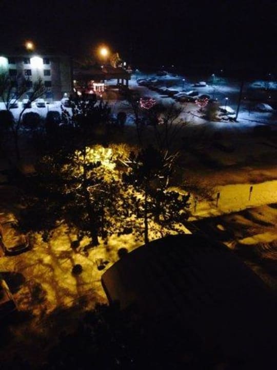Bei Nacht und Schneegestöber aus dem Zimmer Hilton Chicago/Northbrook