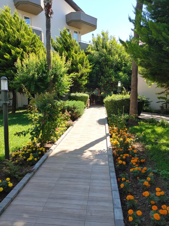 Gartenanlage Hotel Orfeus Park