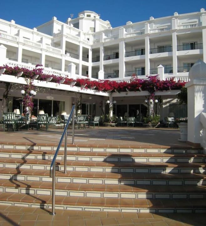 Entrance from the pools Hotel Riu Palace Maspalomas Adults Only