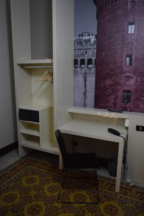 Zimmer B&B Hotel Napoli