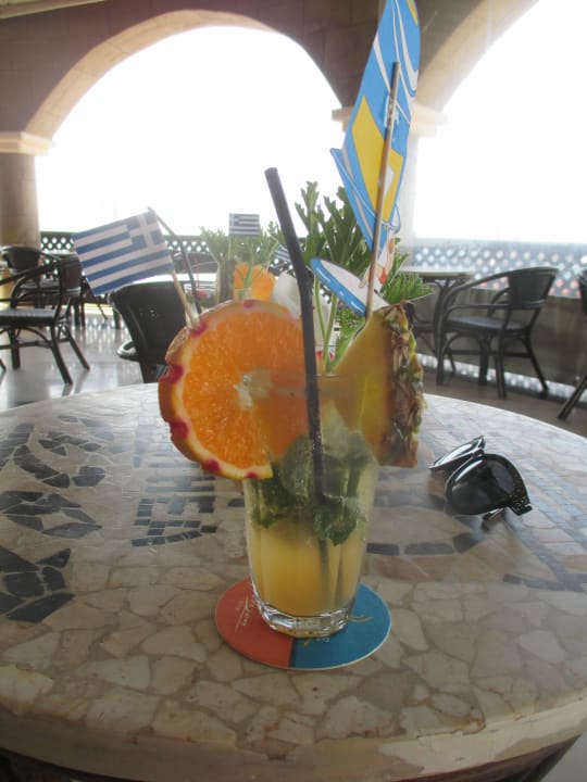 Tolle Deko Hotel Kalithea Horizon Royal