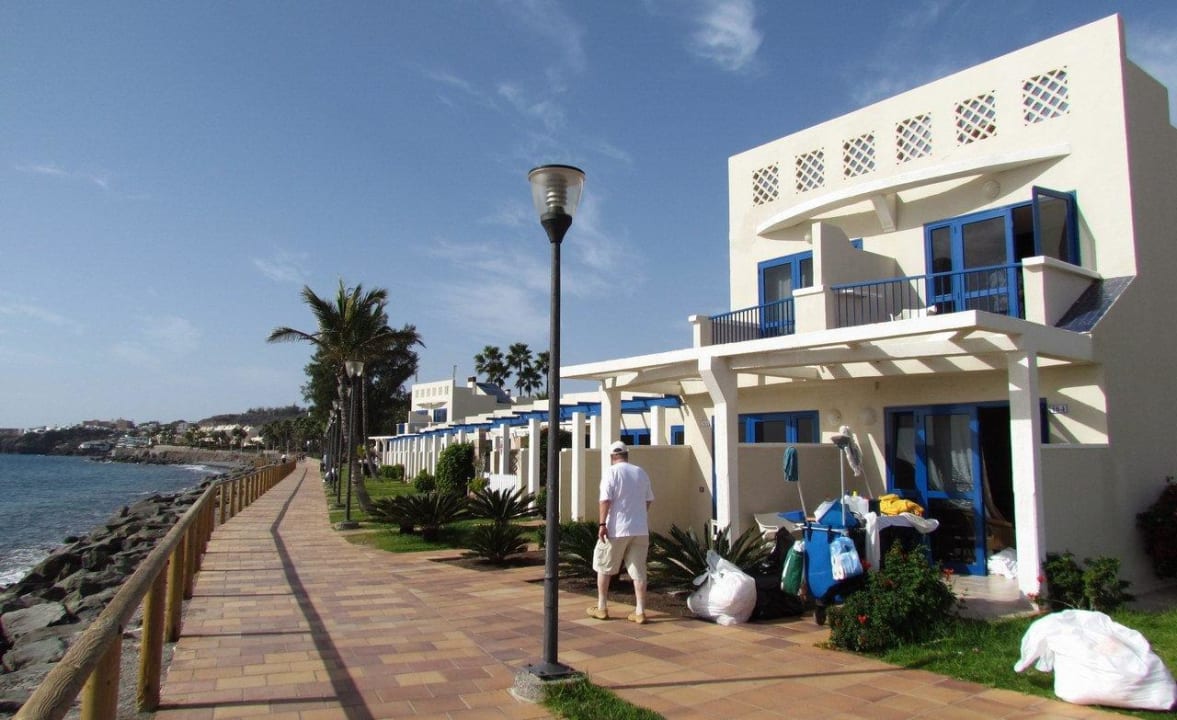 Walkway view Playa Feliz Apartments