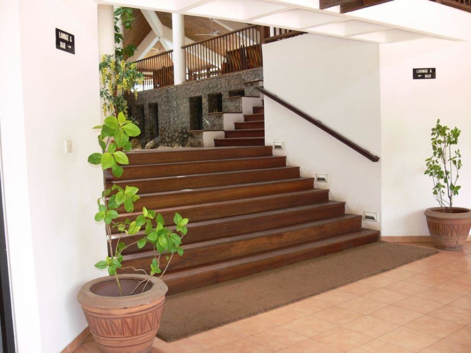 Aufgang zur Bar Hotel Koggala Beach