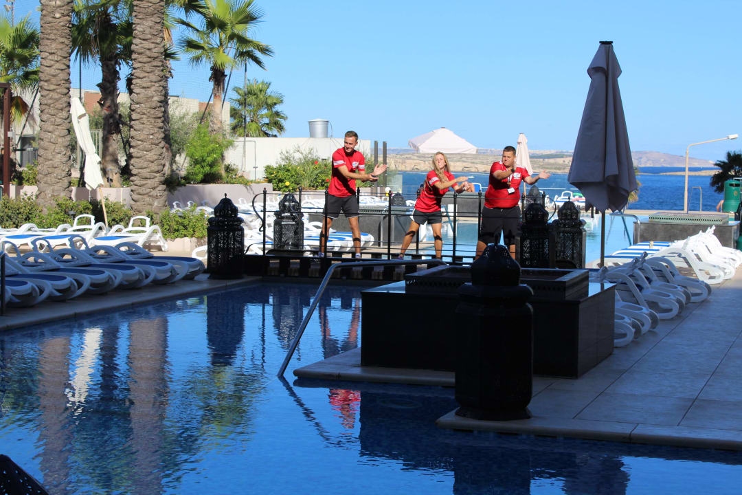 Animation am Pool db San Antonio Hotel + Spa