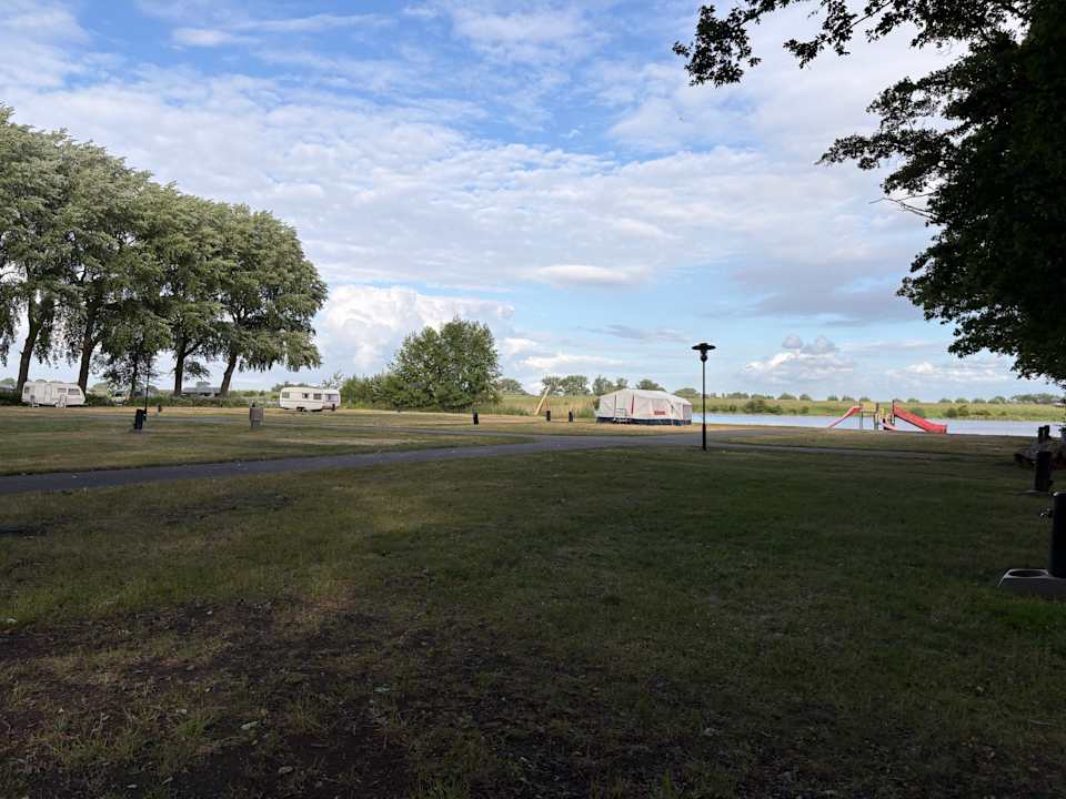 Gartenanlage Oostappen Vakantiepark Marina Beach