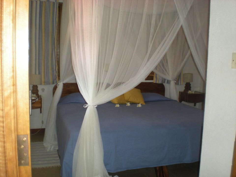 Das Schlafzimmer L'Hirondelle Self Catering Guest House