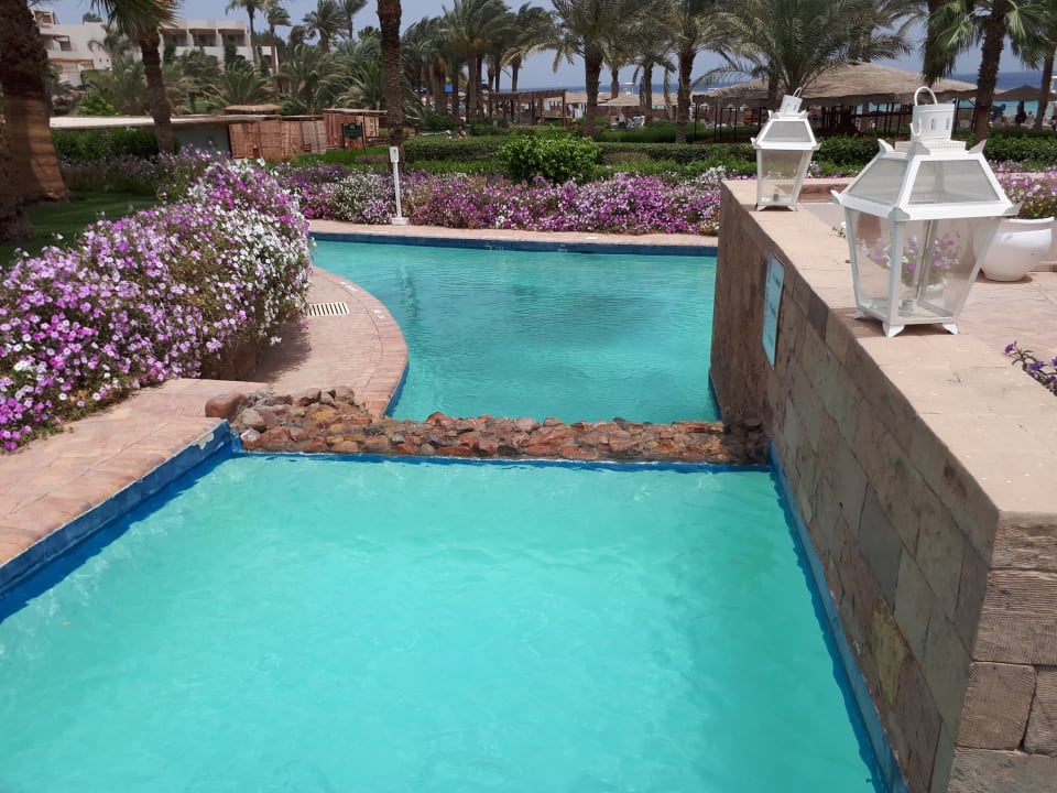 Pool Fort Arabesque Resort, Spa & Villas