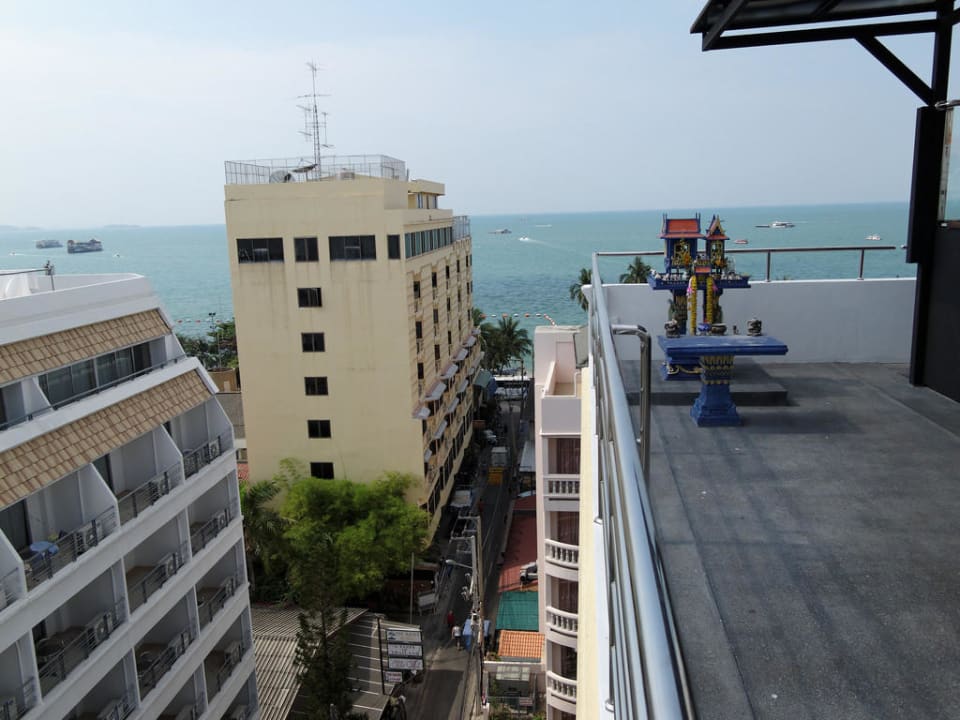 Sicht vom Dach Hotel Inn House