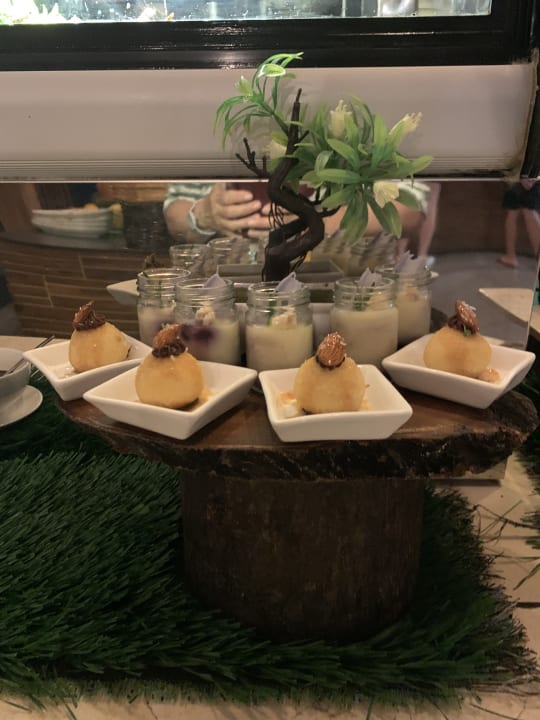 Gastro Kudafushi Resort & Spa