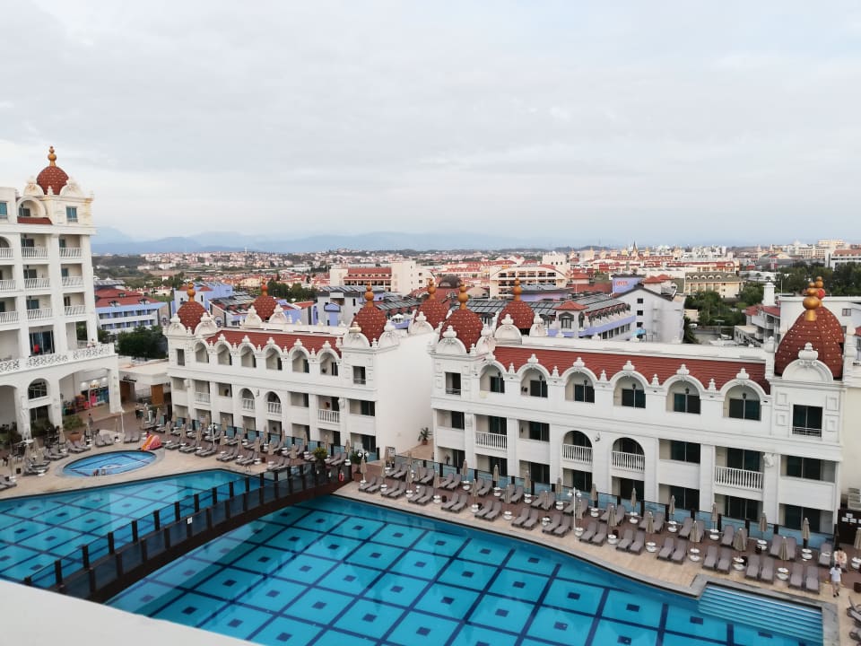 Pool Oz Hotels Side Premium