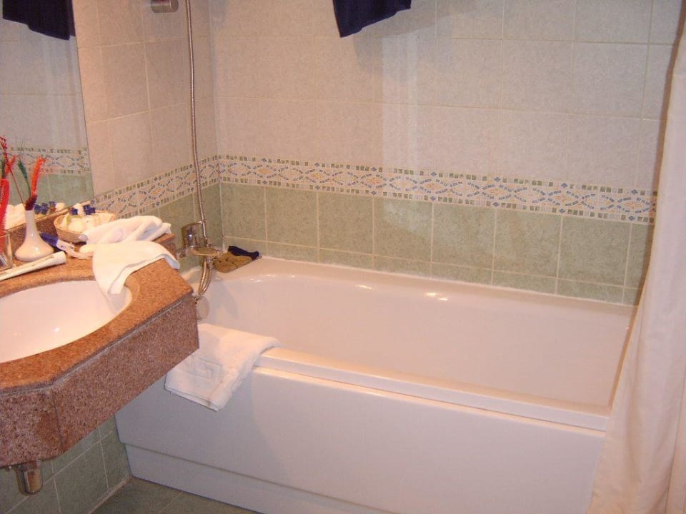 Badezimmer SUNRISE Holidays Resort (Adults Only)