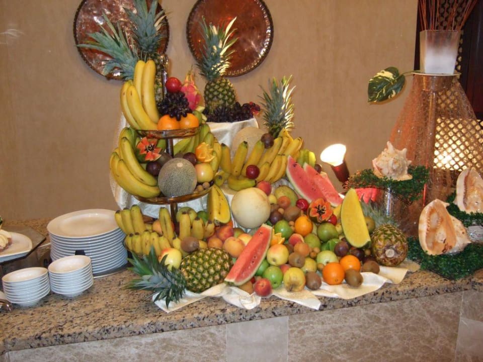 Viel Früchte Miramar Al Aqah Beach Resort