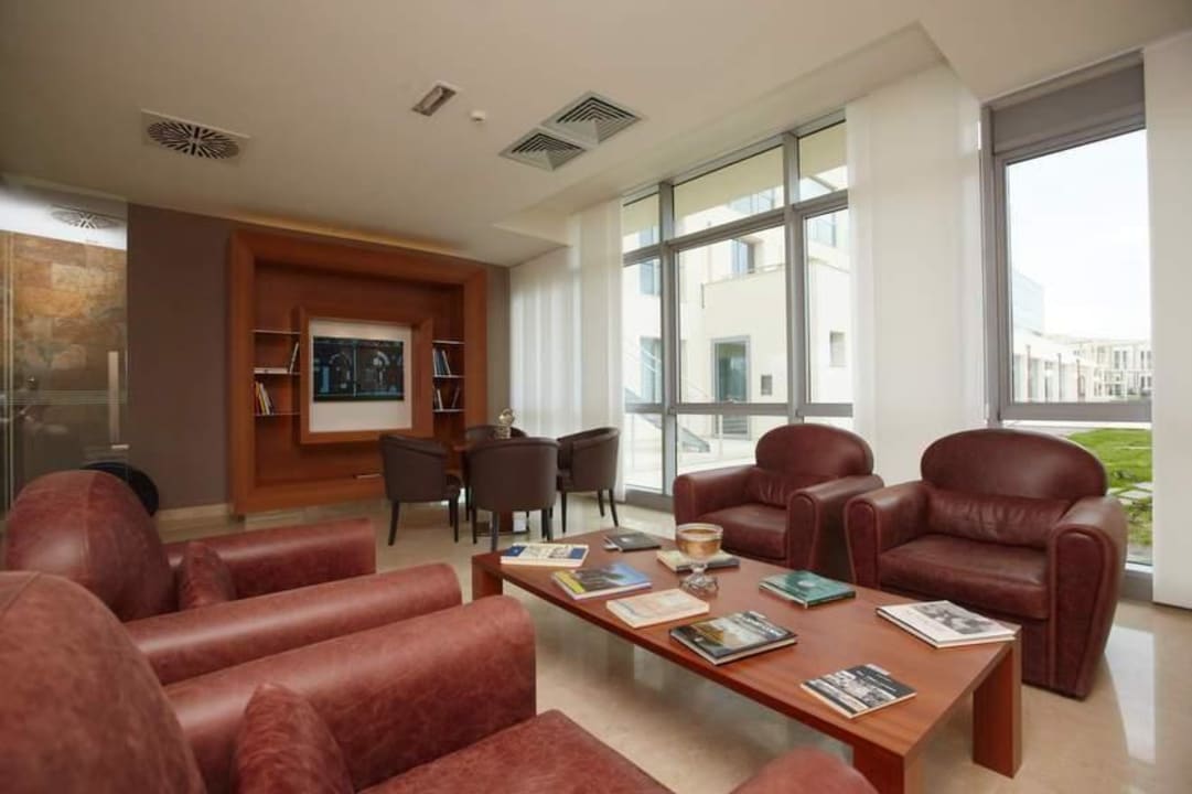 Cigar room / Sala fumo Pisa Tower Plaza