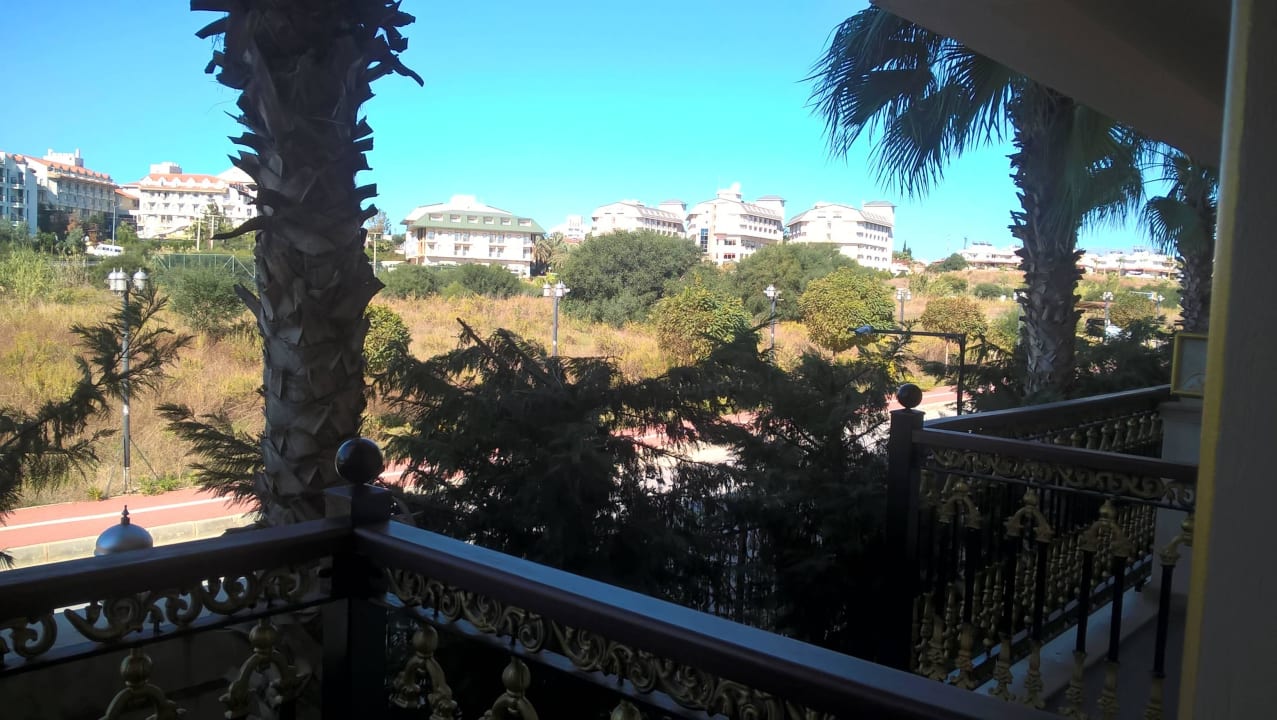 Ausblick vom Landblickzimmer Diamond Excellence Resort & Spa