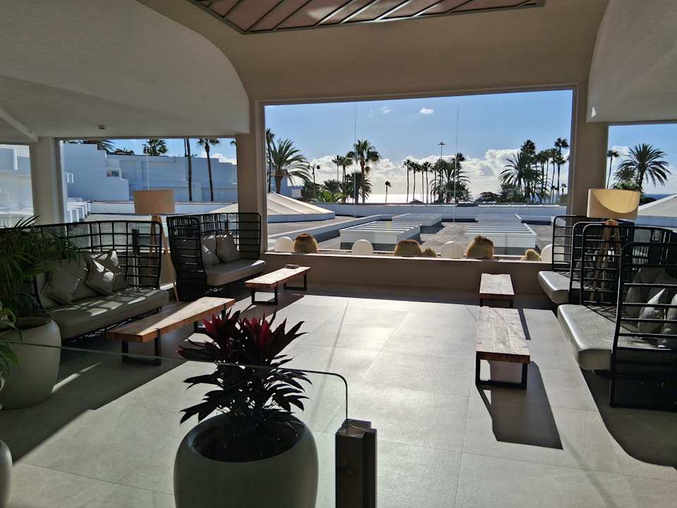 Lobby Hotel Riu Paraiso Lanzarote