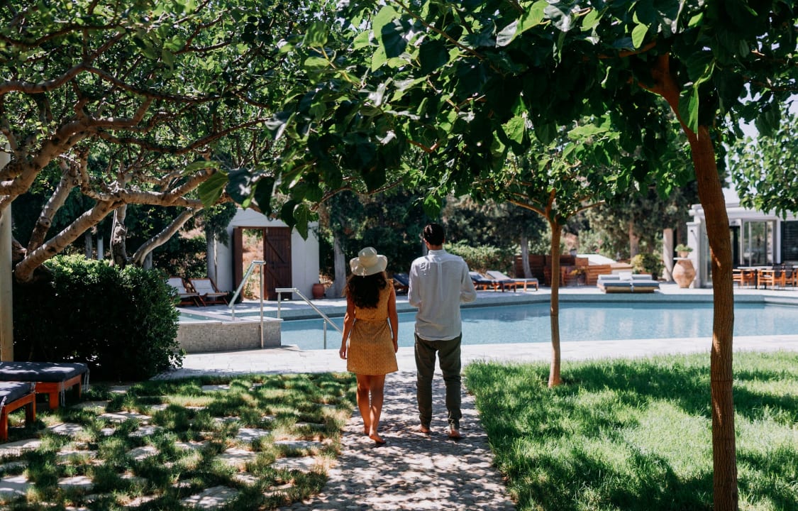Gartenanlage Paralos Irini Mare