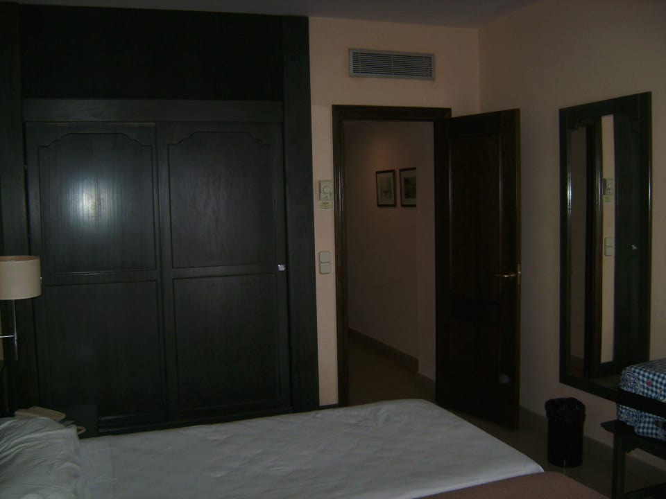 Bett, Schrank, Spiegel H10 Taburiente Playa