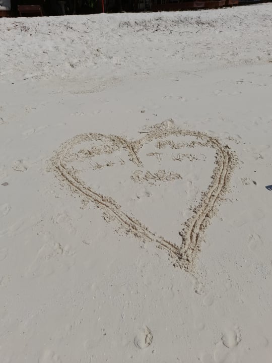 Strand Adaaran Select Meedhupparu Island Resort - Premium All Inclusive