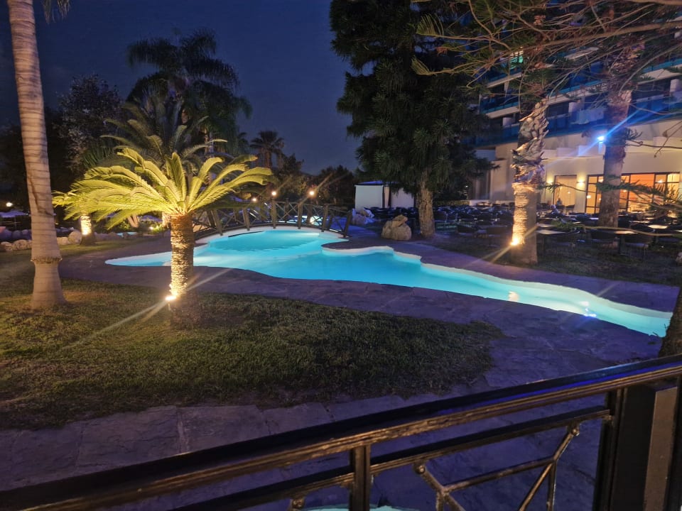 Gartenanlage Hotel Calypso Beach