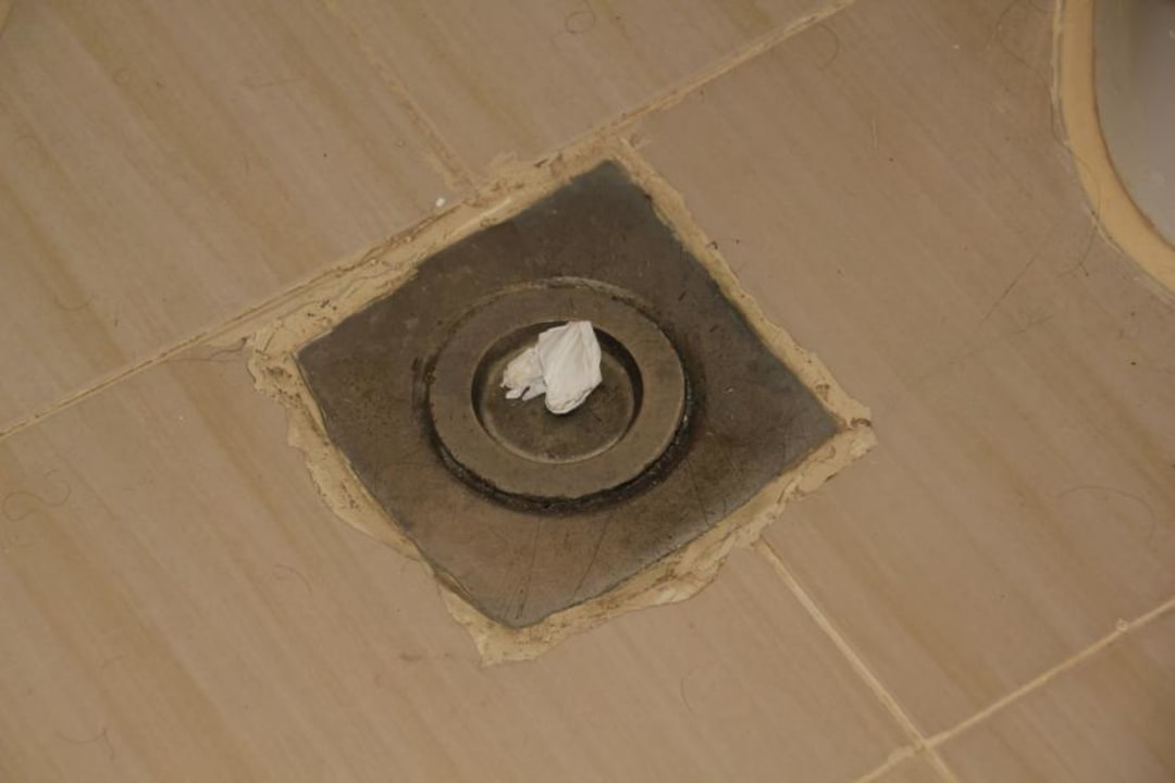 Das Bad Bodenabfluß das wurde gegen Geruch unterno Three Corners Sea Beach Resort