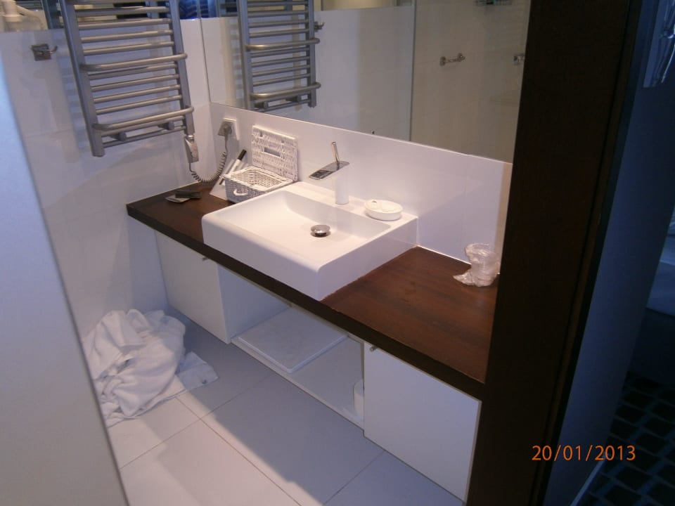 Zu tiefes Waschbecken Marine Hotel by Zdrojowa