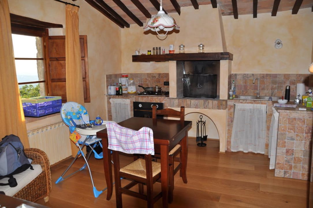 Küche / Wohnraum Appartements Borgo Del Grillo