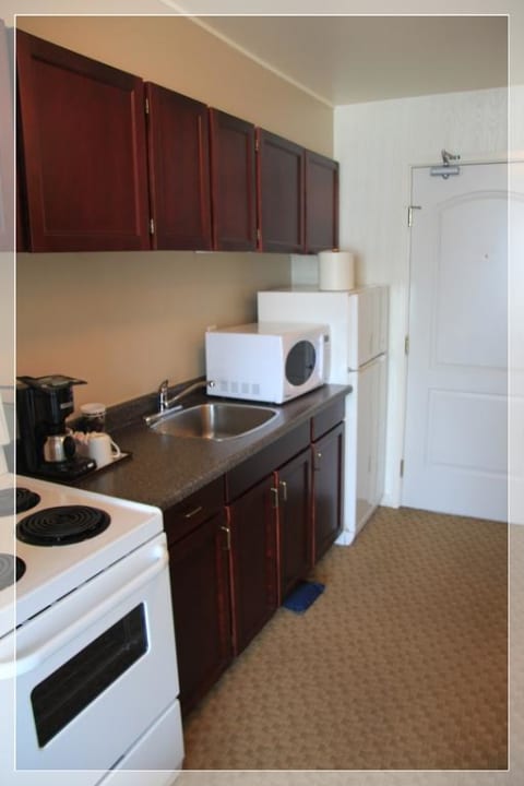 Küchenzeile DoubleTree by Hilton Hotel & Suites Victoria