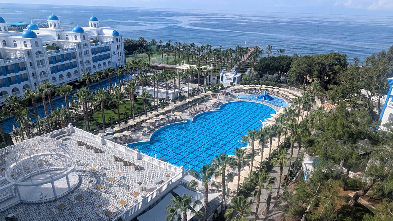 Außenansicht Rubi Platinum Spa Resort & Suites