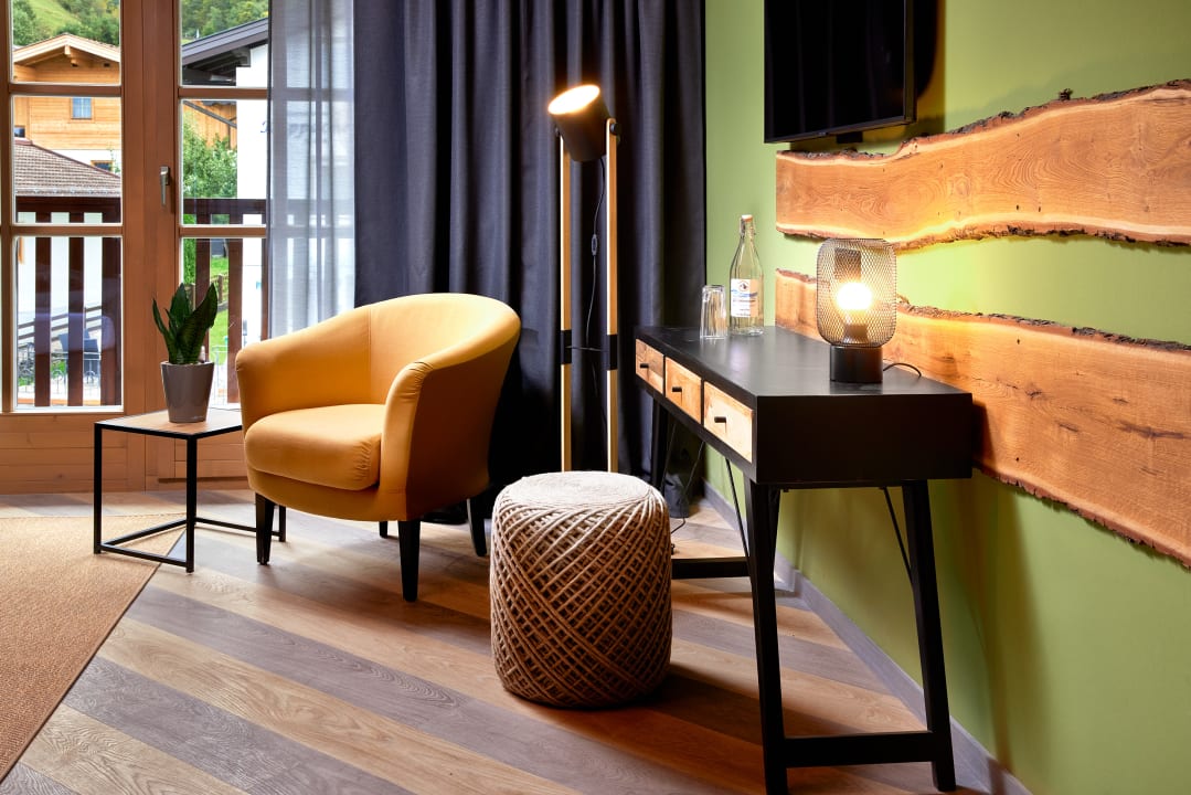 Zimmer ever.grün KAPRUN 