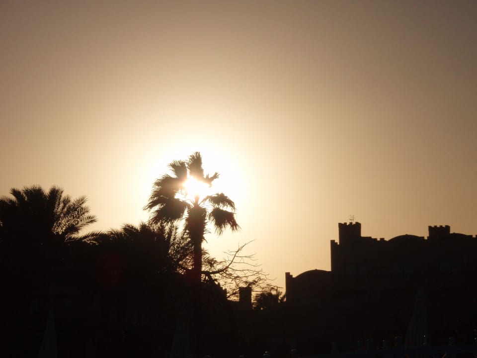 Sonnenuntergang Akassia Swiss Resort