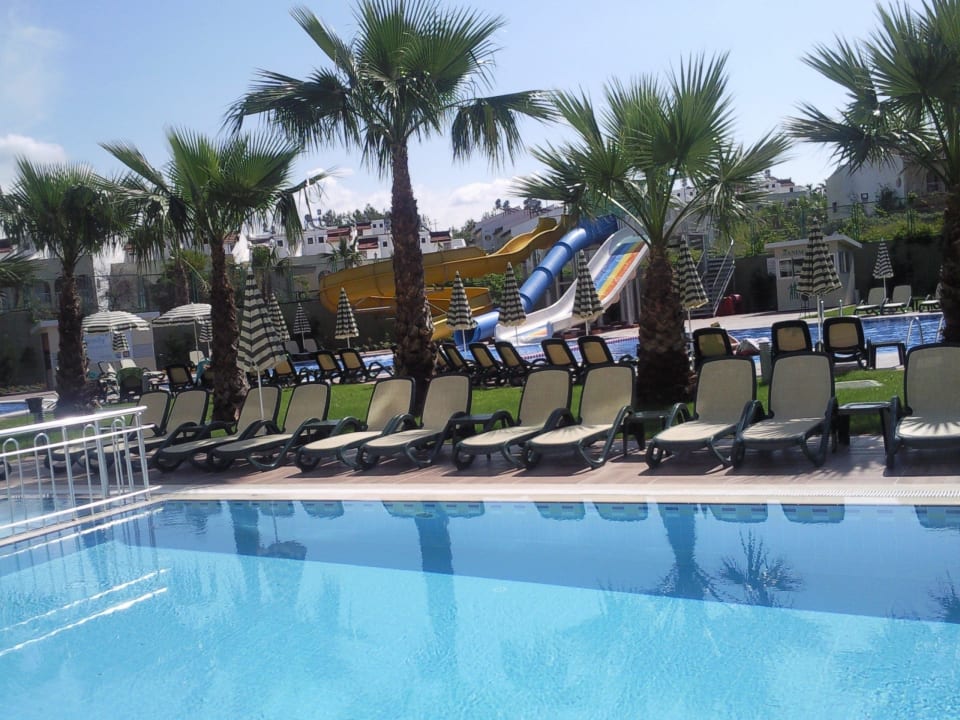 Neue Poolanlage Hotel Gardenia Beach