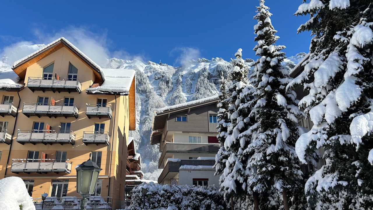 Außenansicht Victoria Lauberhorn Wengen, a Faern Collection Hotel