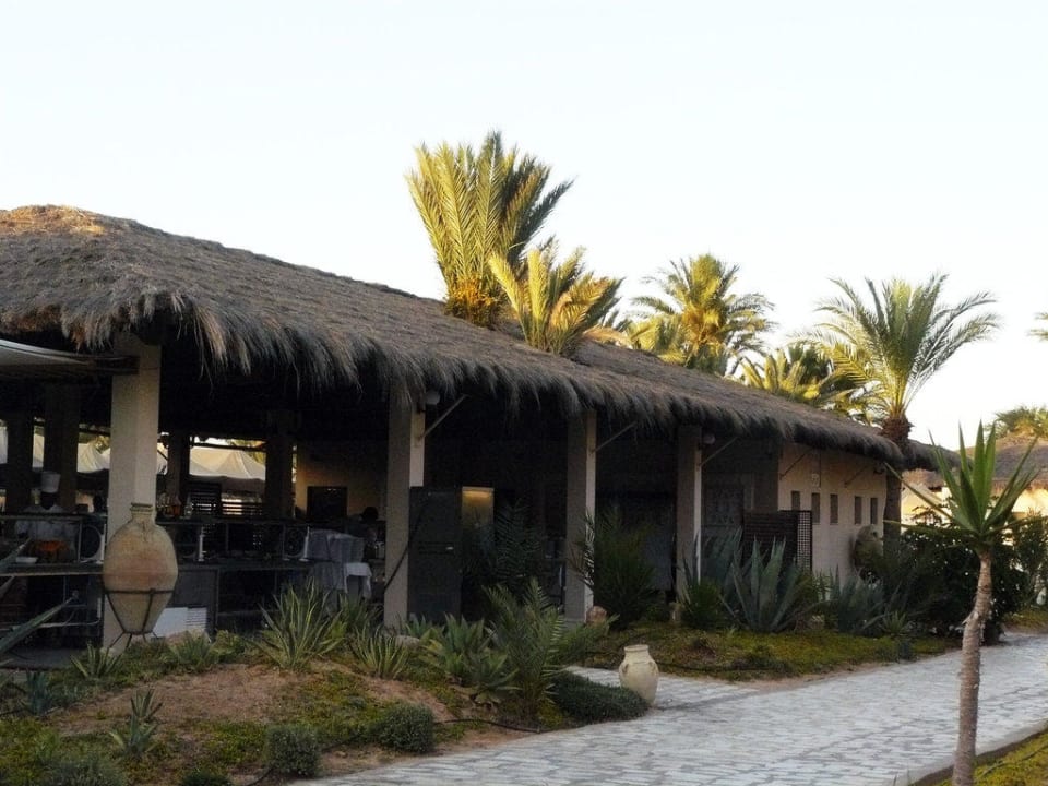 Restaurant draußen Zita Beach Resort