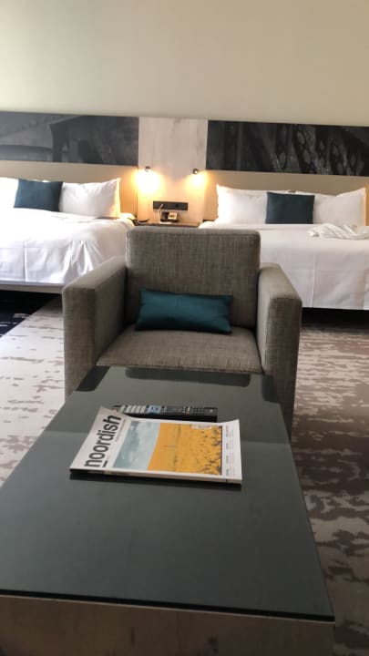 Zimmer Renaissance Hamburg Hotel
