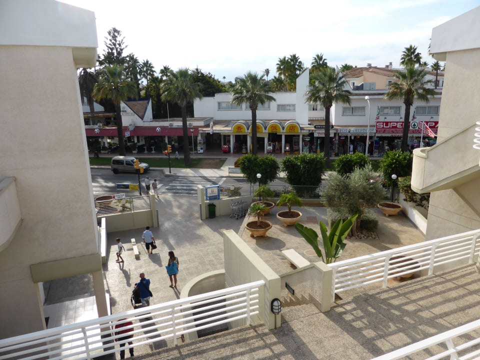 Blick zum Eingang Hipotels Mediterraneo Club