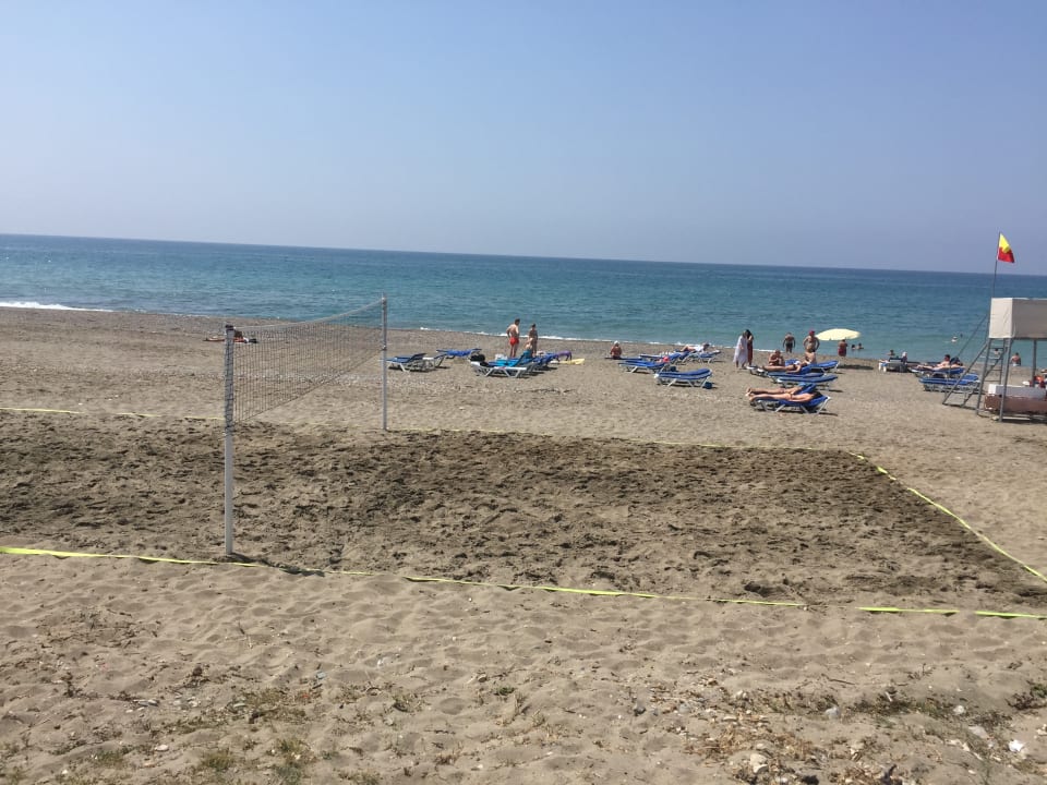 Strand Club Turtas Beach Hotel