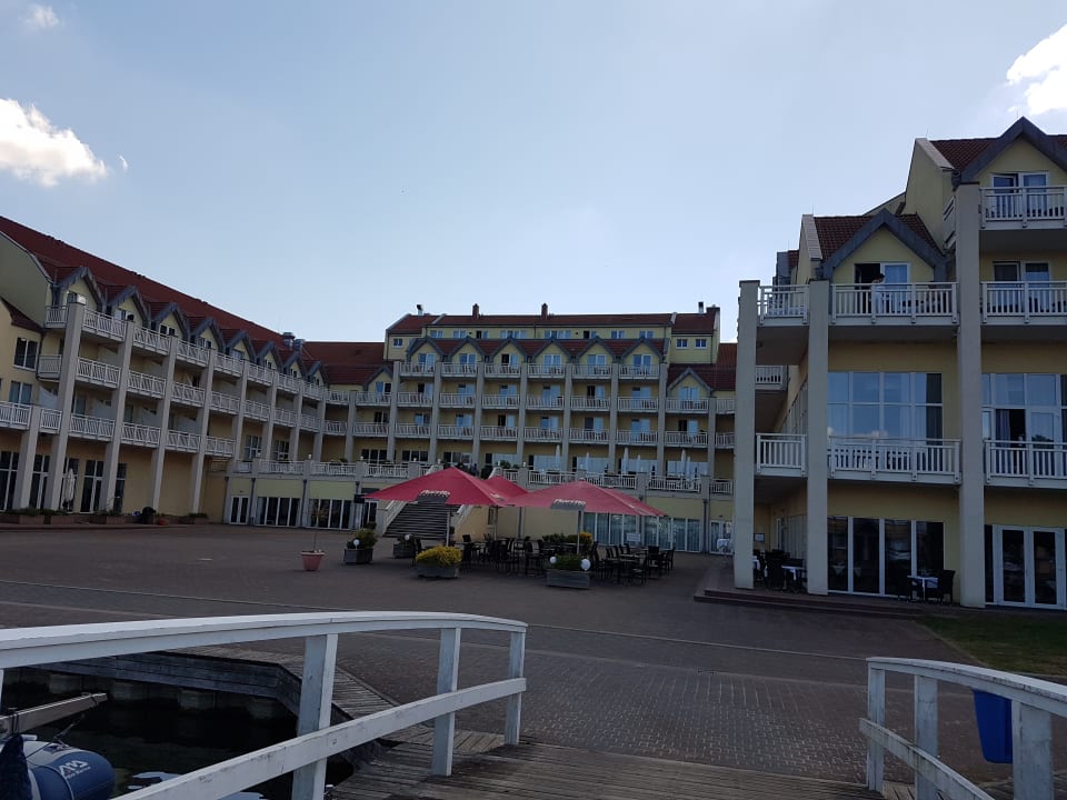 Außenansicht Precise Resort Hafendorf Rheinsberg