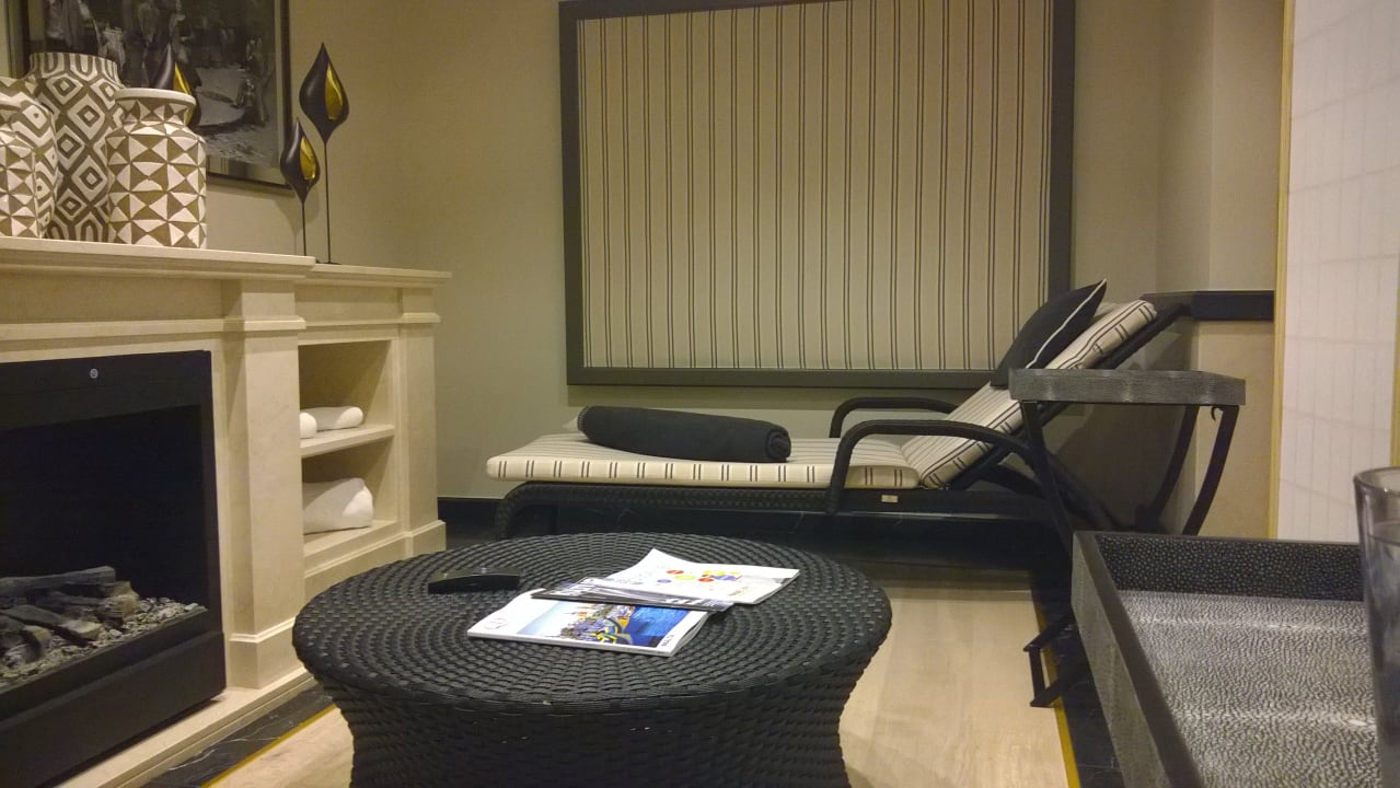 Ruhebereich zur Sauna Hotel Sacher