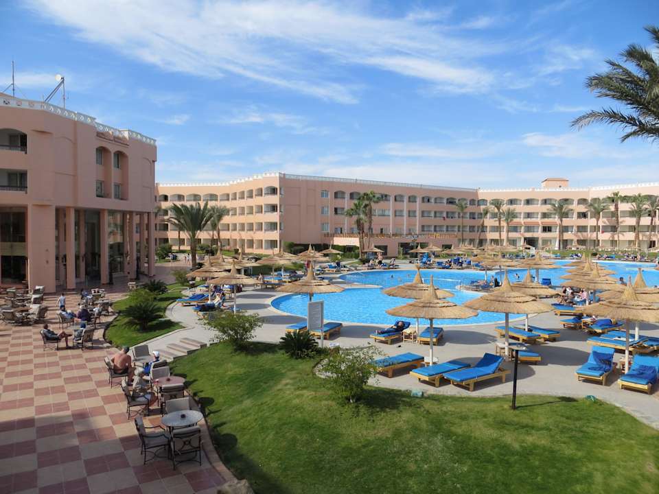 Hauptpool Beach Albatros Resort