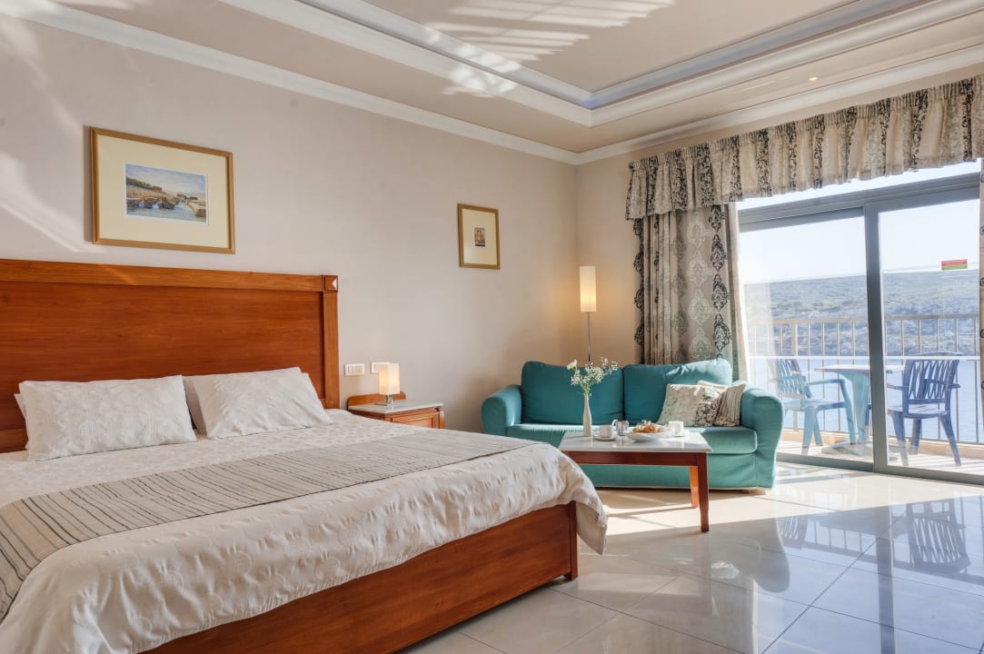 Zimmer Paradise Bay Resort Hotel