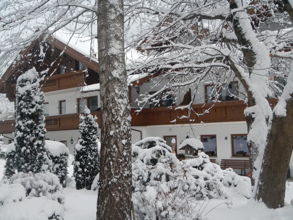 Haupthaus Hinteransicht Natur Resort Rissbacher