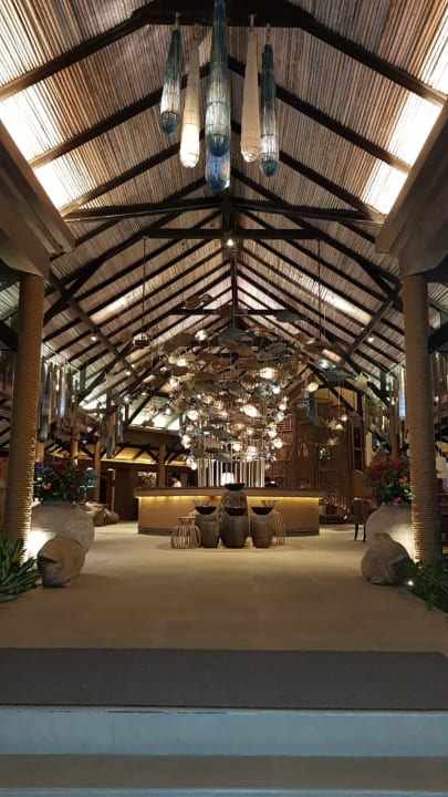 Lobby Cape Panwa Hotel